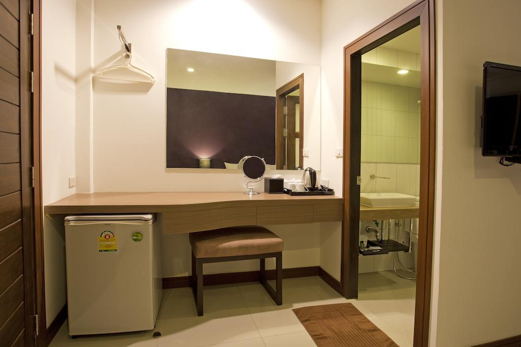Wiz Hotel Pattaya Quarto foto