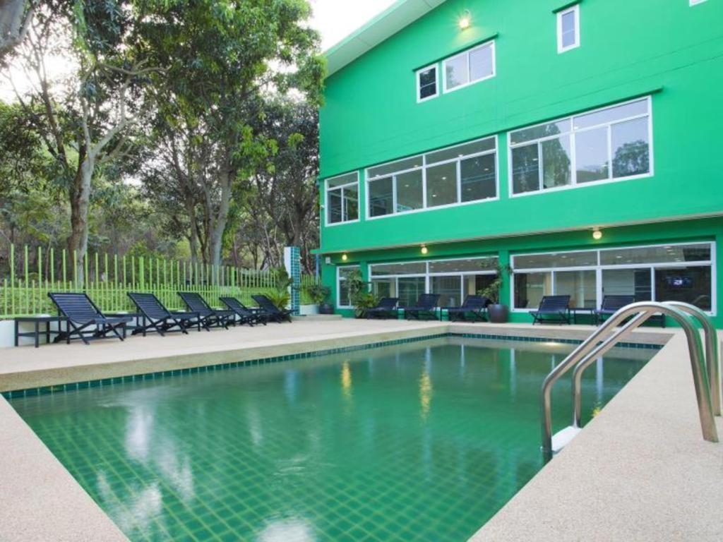 Wiz Hotel Pattaya Exterior foto
